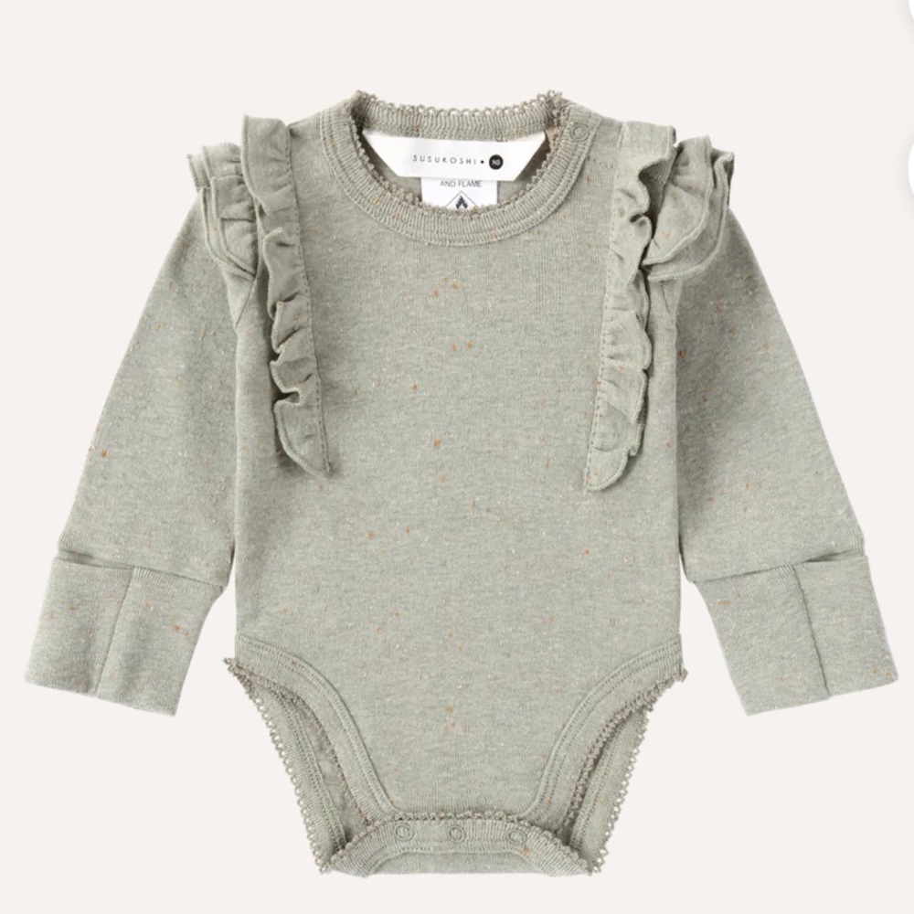 NWOT Susukoshi Organic Flutter Long Sleeve Bodysuit